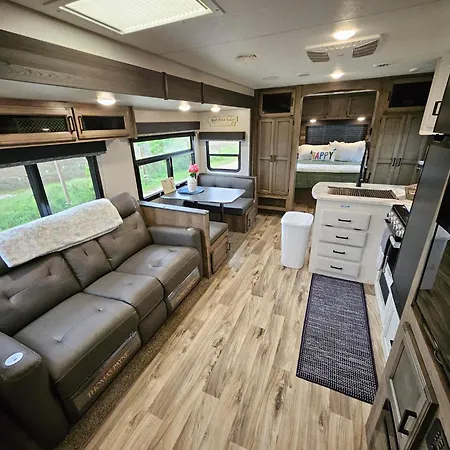 Hailey'S Beach-N-Bay Rv Resort Gilchrist Extérieur photo
