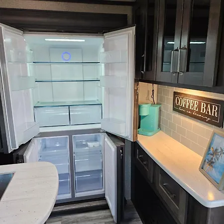 Hailey'S Beach-N-Bay Rv Resort Gilchrist Extérieur photo