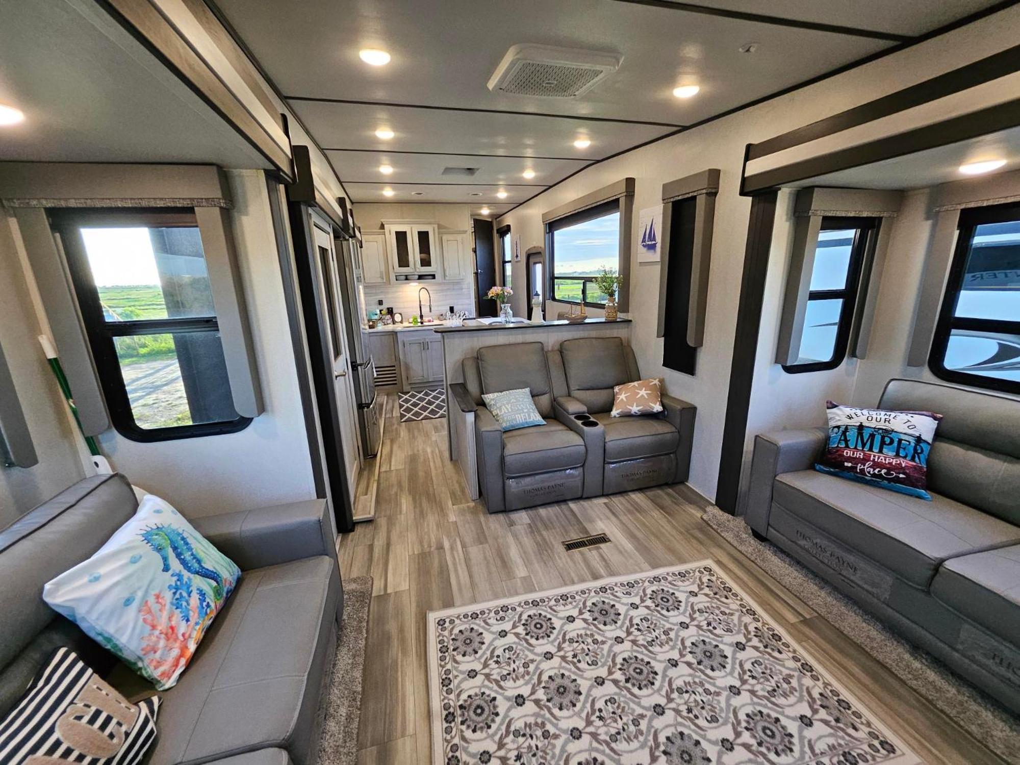 Hailey's Beach-n-bay Rv Gilchrist